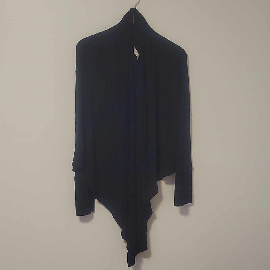 *Like New* Convertible Black Sweater